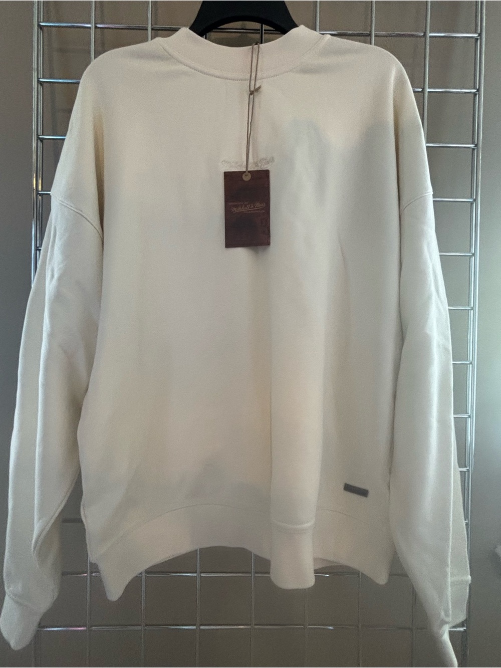 NWT Mitchell & Ness Cream Oversized Sweatshirt Sz M Embroidered